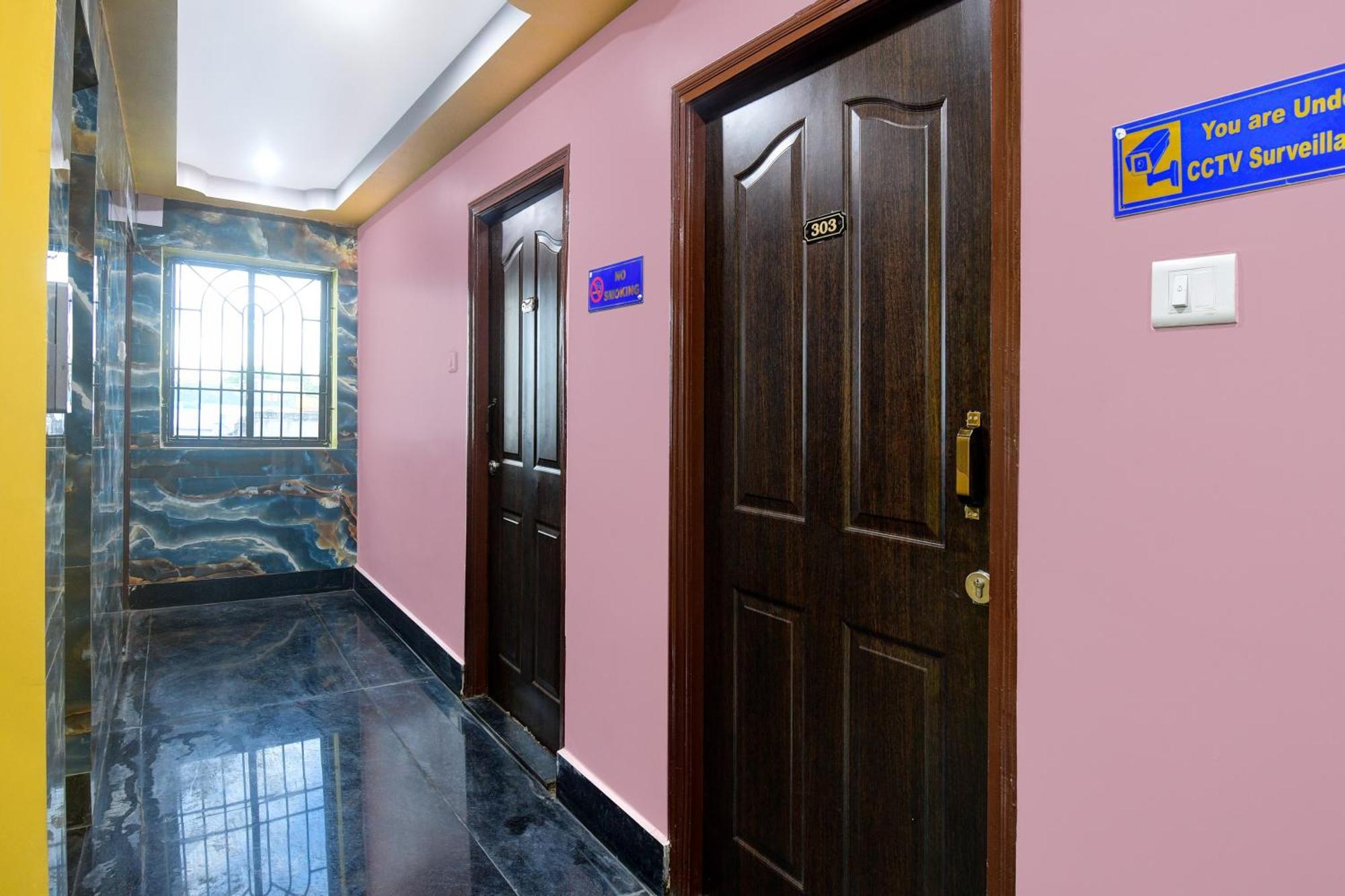 Hotel O Mahal And Restaurant Kanchrapara Kalkuta Zewnętrze zdjęcie